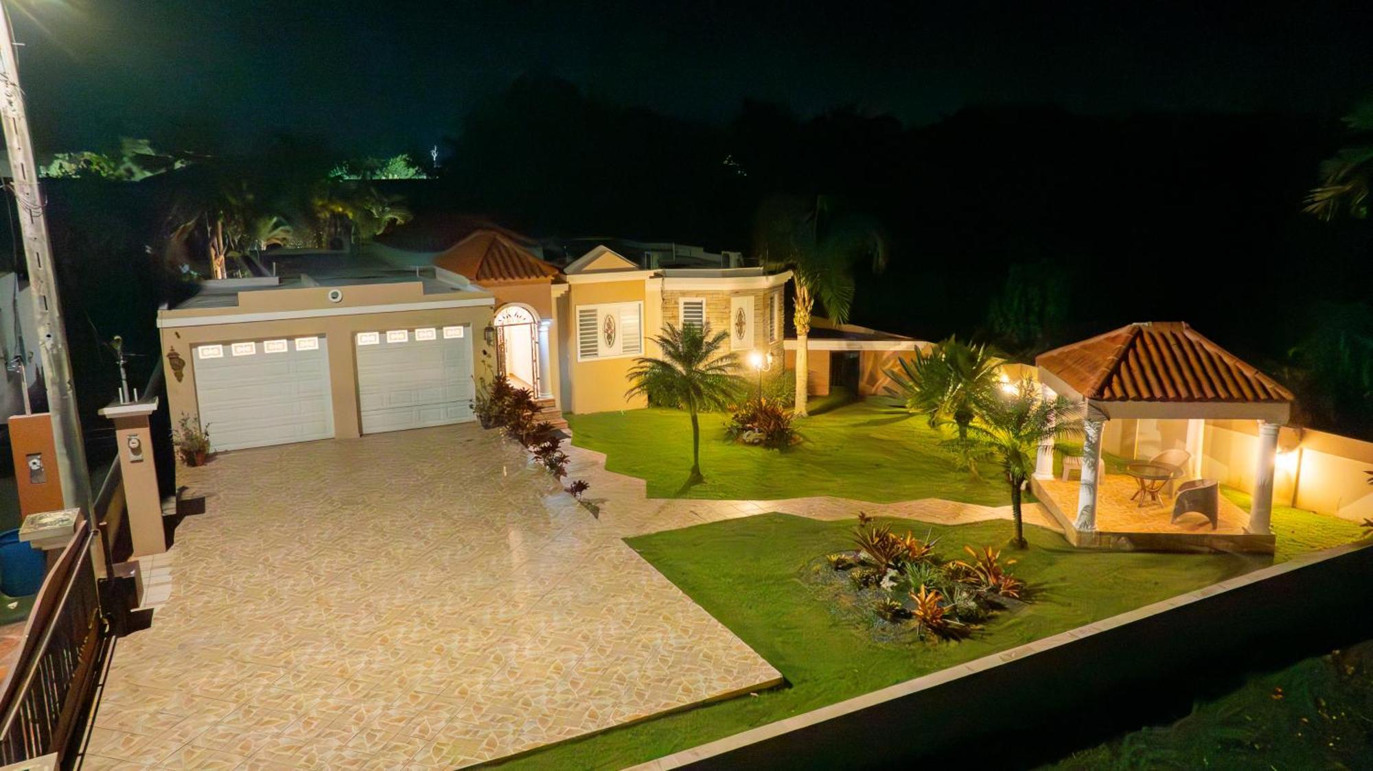 Villa Big vacational house in Isabela / Aguadilla Moca Esterno foto